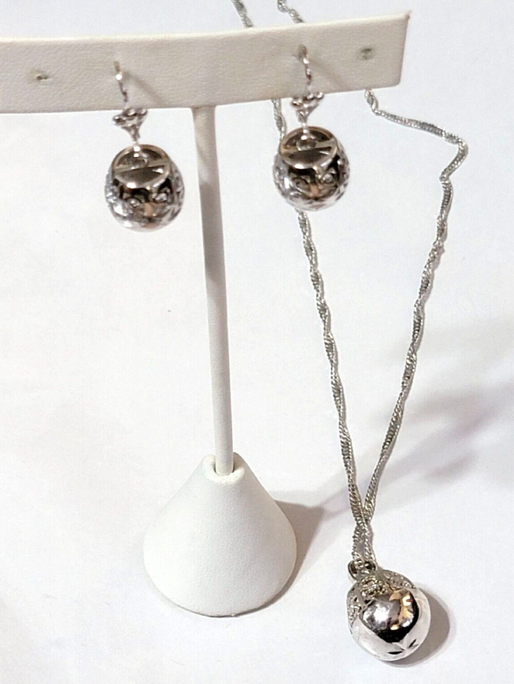 Vintage Signed Necklace & Pierced Earrings Jewelry Set, Filigree Dangle  js-